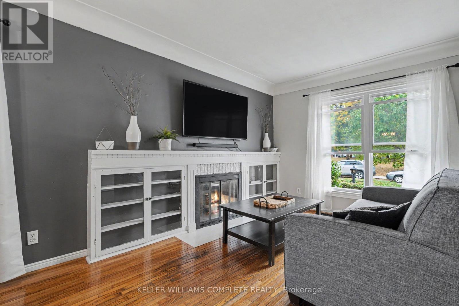 20 East 18Th Street, Hamilton, ON
