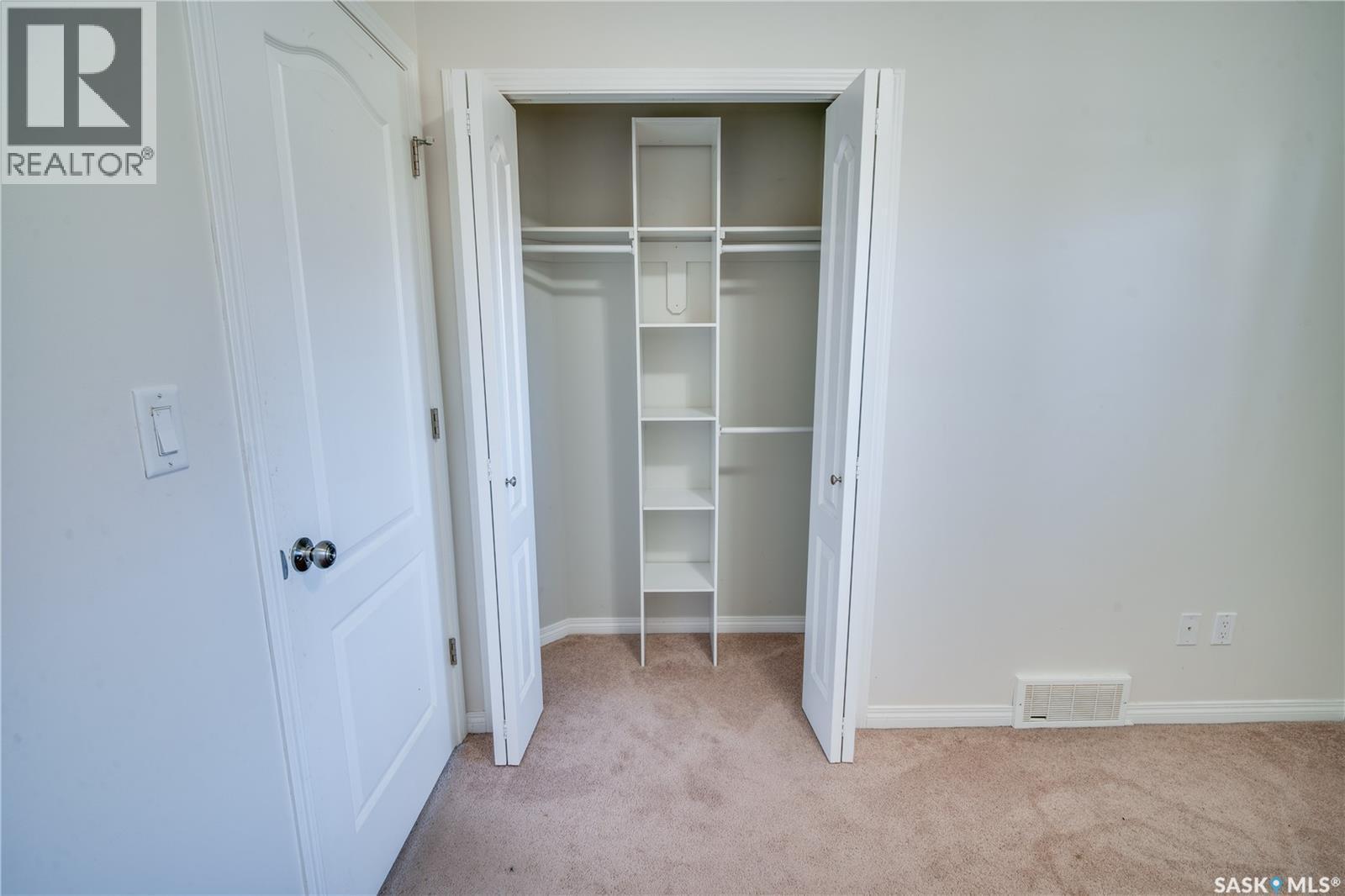 204 3818 Dewdney Avenue E, Regina, SK