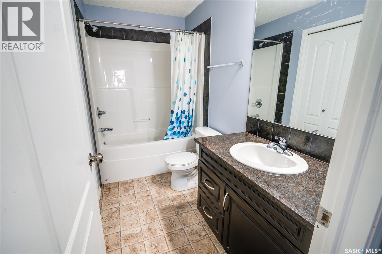 204 3818 Dewdney Avenue E, Regina, SK