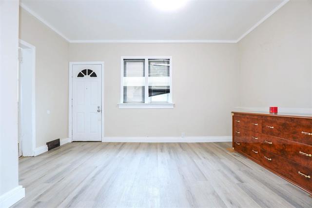 866 Banning St, Winnipeg, MB