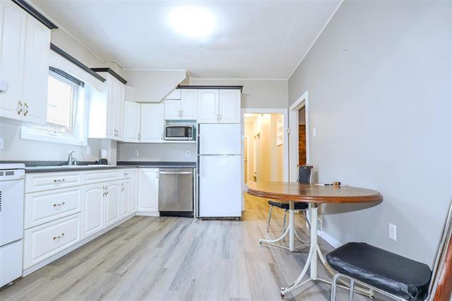 866 Banning St, Winnipeg, MB