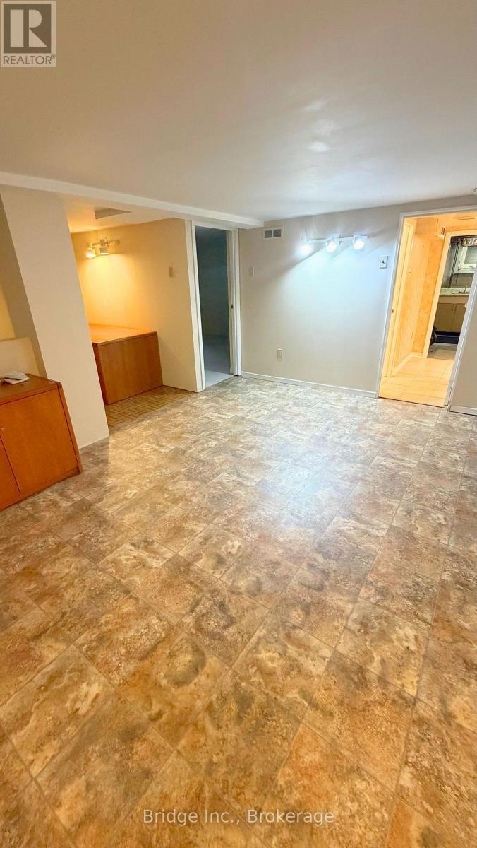 Recreation Room - 434 Apple Lane, Mississauga, ON