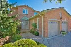 69 HAZELMERE DRIVE Richmond Hill, ON L4B 1W8