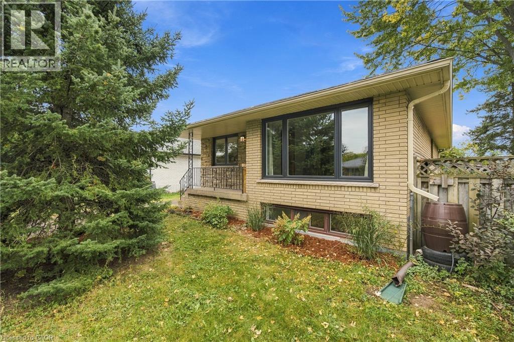 662 Dynes Road, Burlington, ON