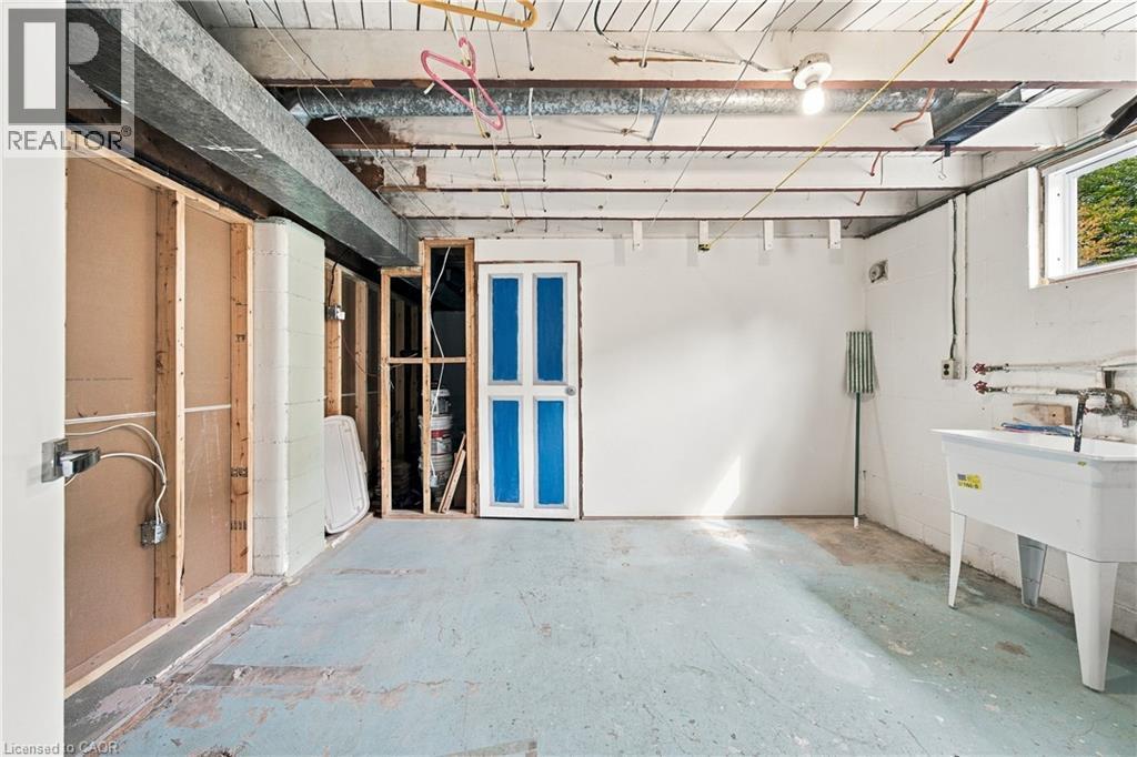 Additional content - 662 Dynes Road, Burlington, ON