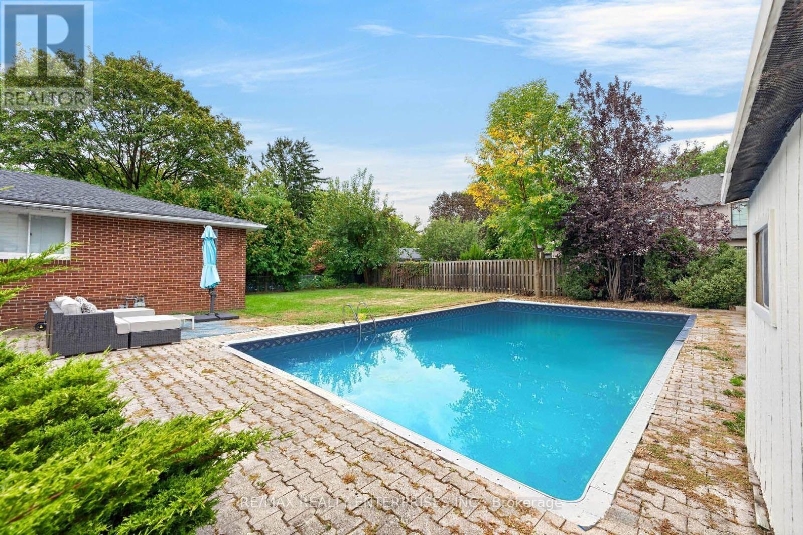 829 Terlin Boulevard, Mississauga, ON