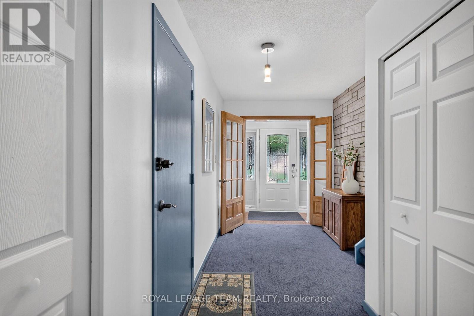 673 Golden Avenue, Ottawa, ON