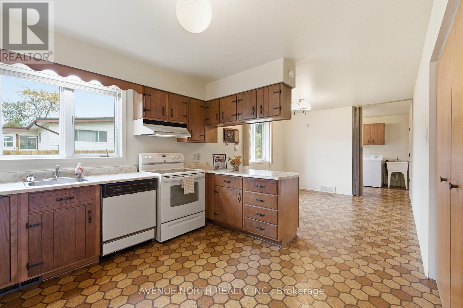 1283 Surrey Avenue, Ottawa, ON
