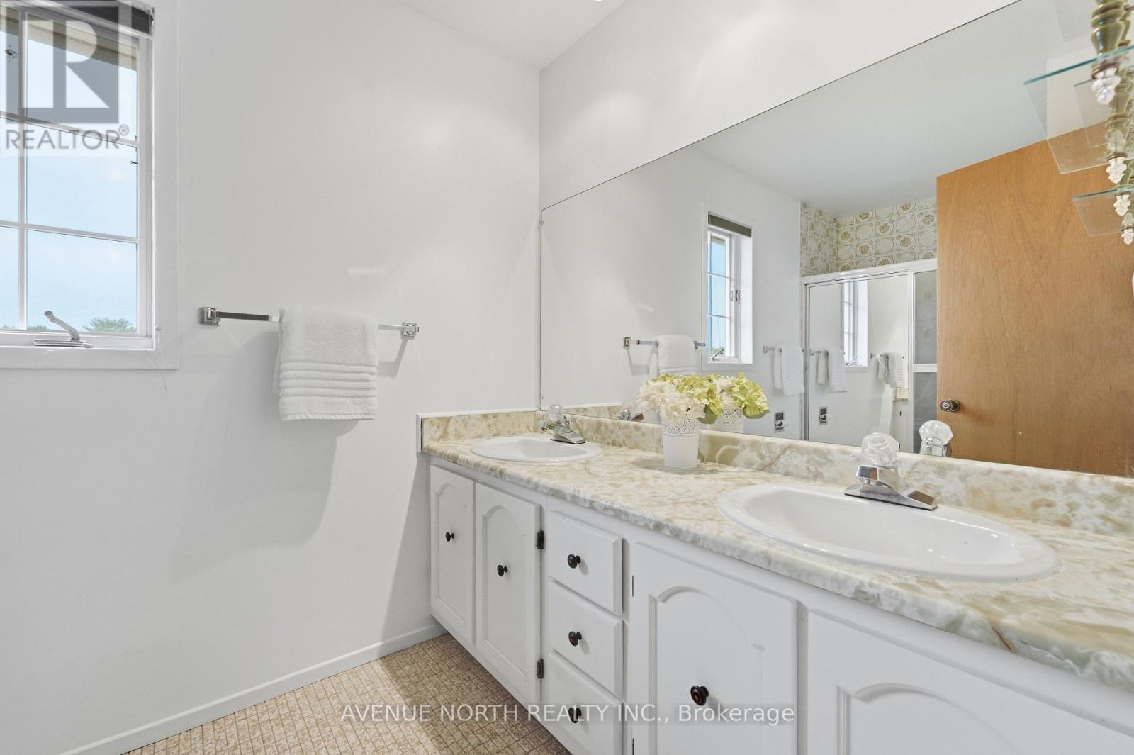 1283 Surrey Avenue, Ottawa, ON