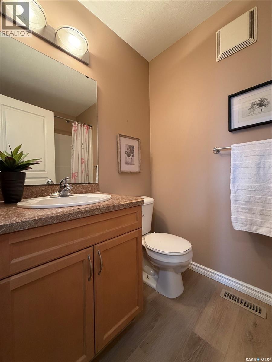 304 3730 Eastgate Drive E, Regina, SK