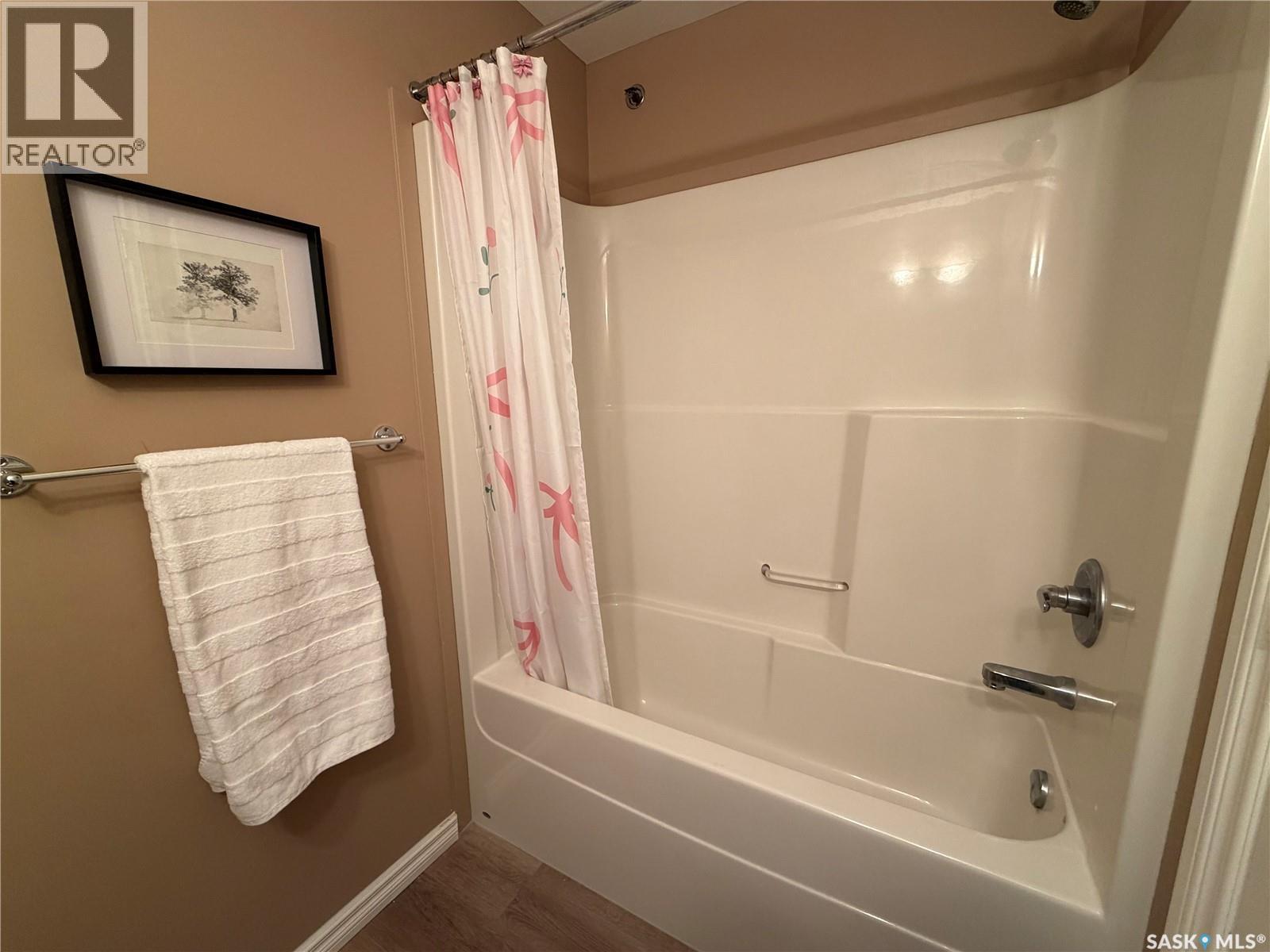 304 3730 Eastgate Drive E, Regina, SK
