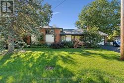 135 MUSKOKA BEACH ROAD Gravenhurst (Muskoka (S)), ON P1P 1B6