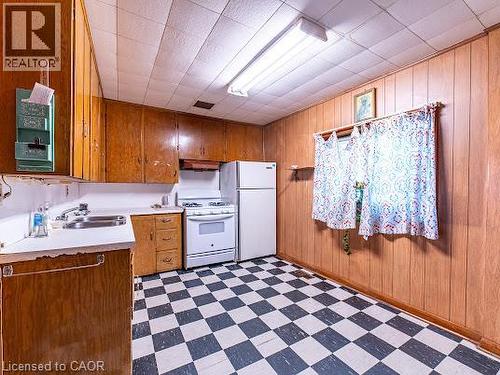 35 Sherman Avenue N, Hamilton, ON 