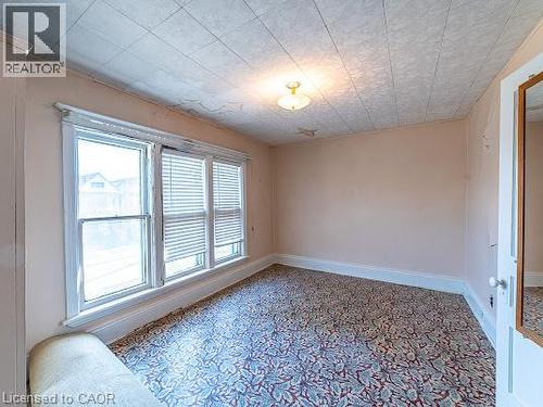 35 Sherman Avenue N, Hamilton, ON 