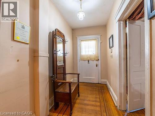 35 Sherman Avenue N, Hamilton, ON 