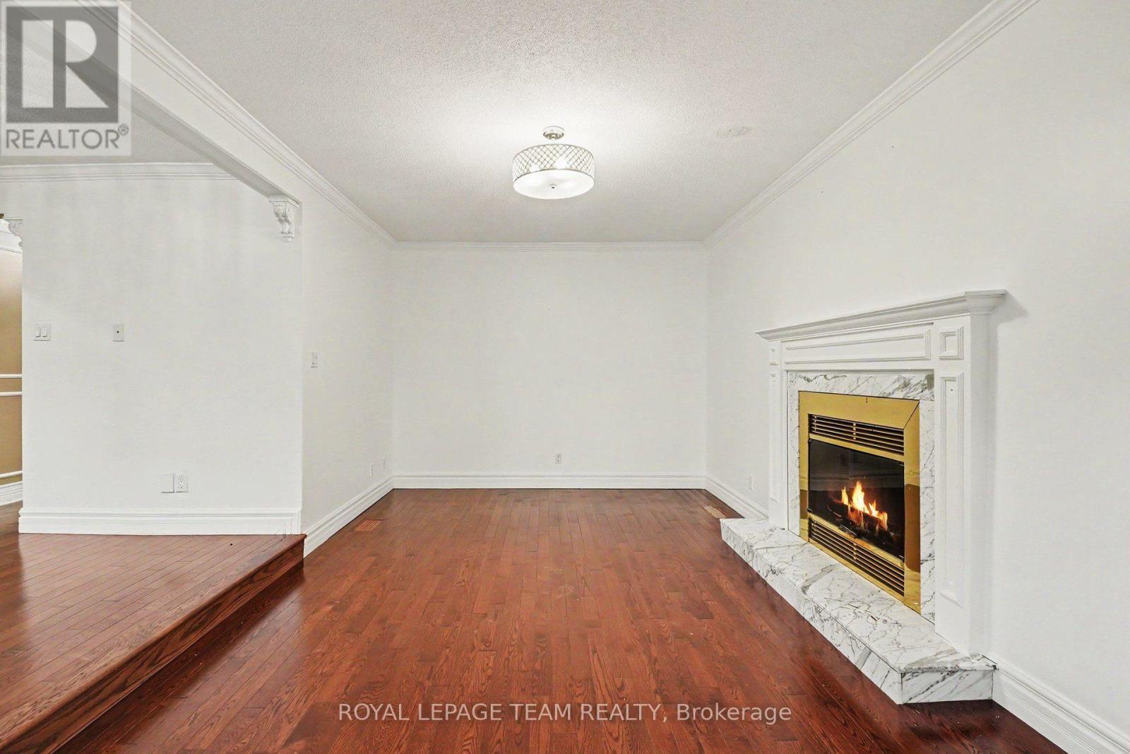 160 Sai Crescent, Ottawa, ON