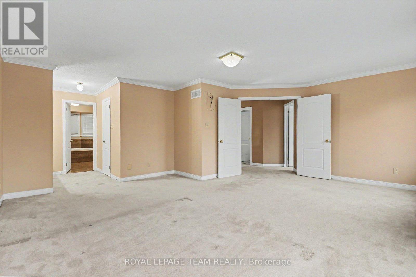 160 Sai Crescent, Ottawa, ON