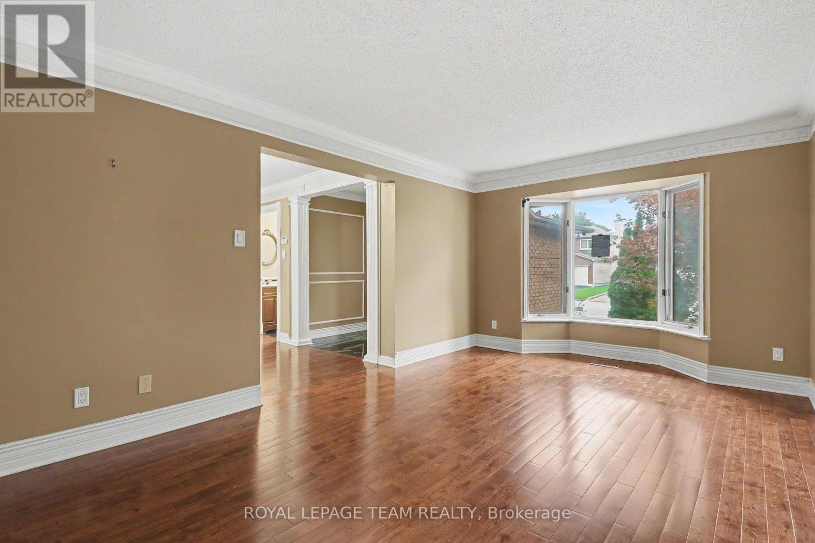 160 Sai Crescent, Ottawa, ON