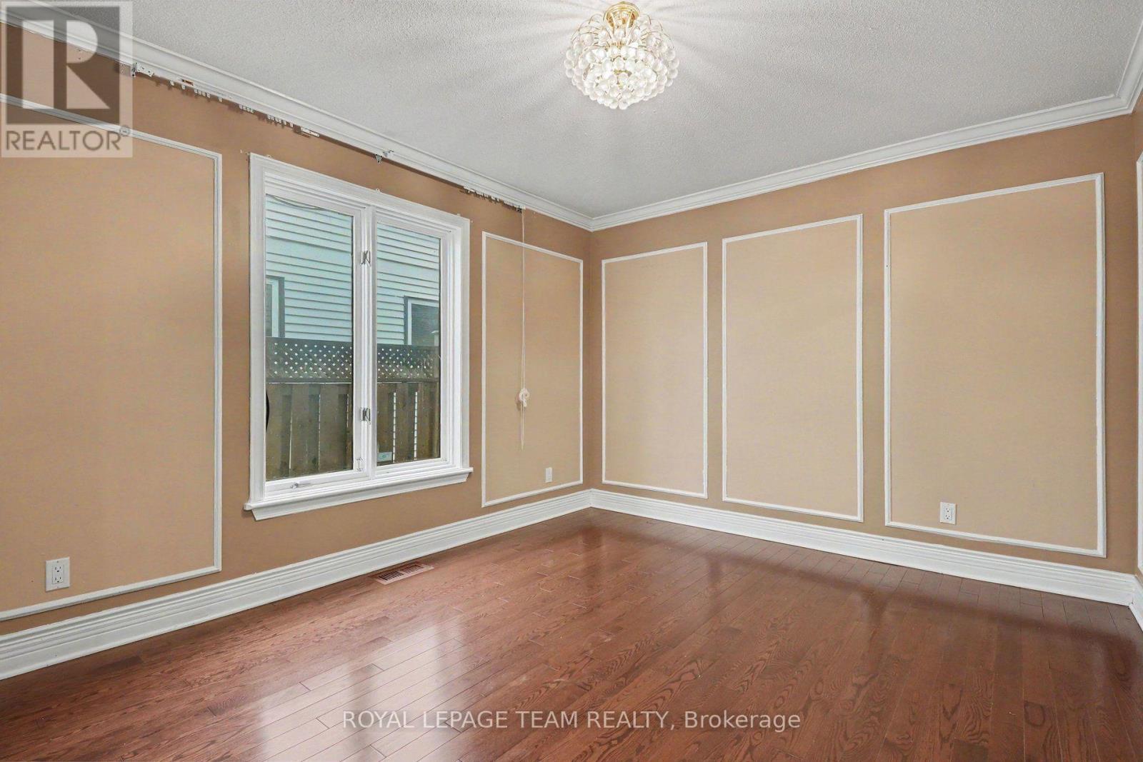 160 Sai Crescent, Ottawa, ON