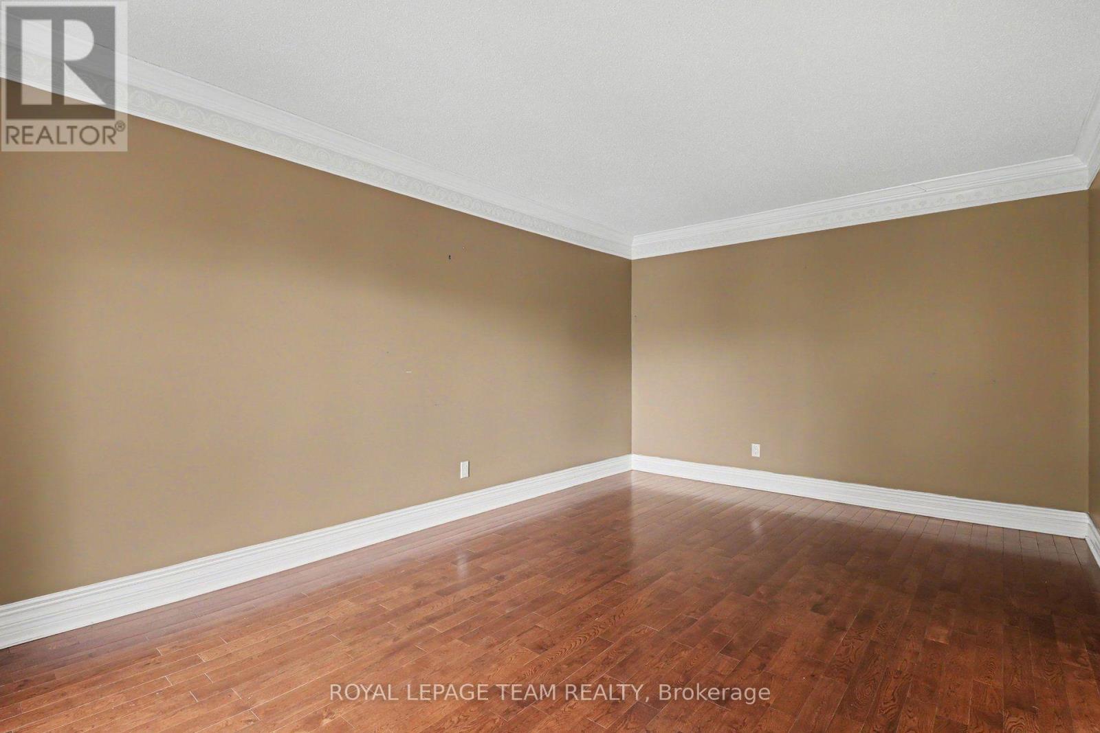 160 Sai Crescent, Ottawa, ON