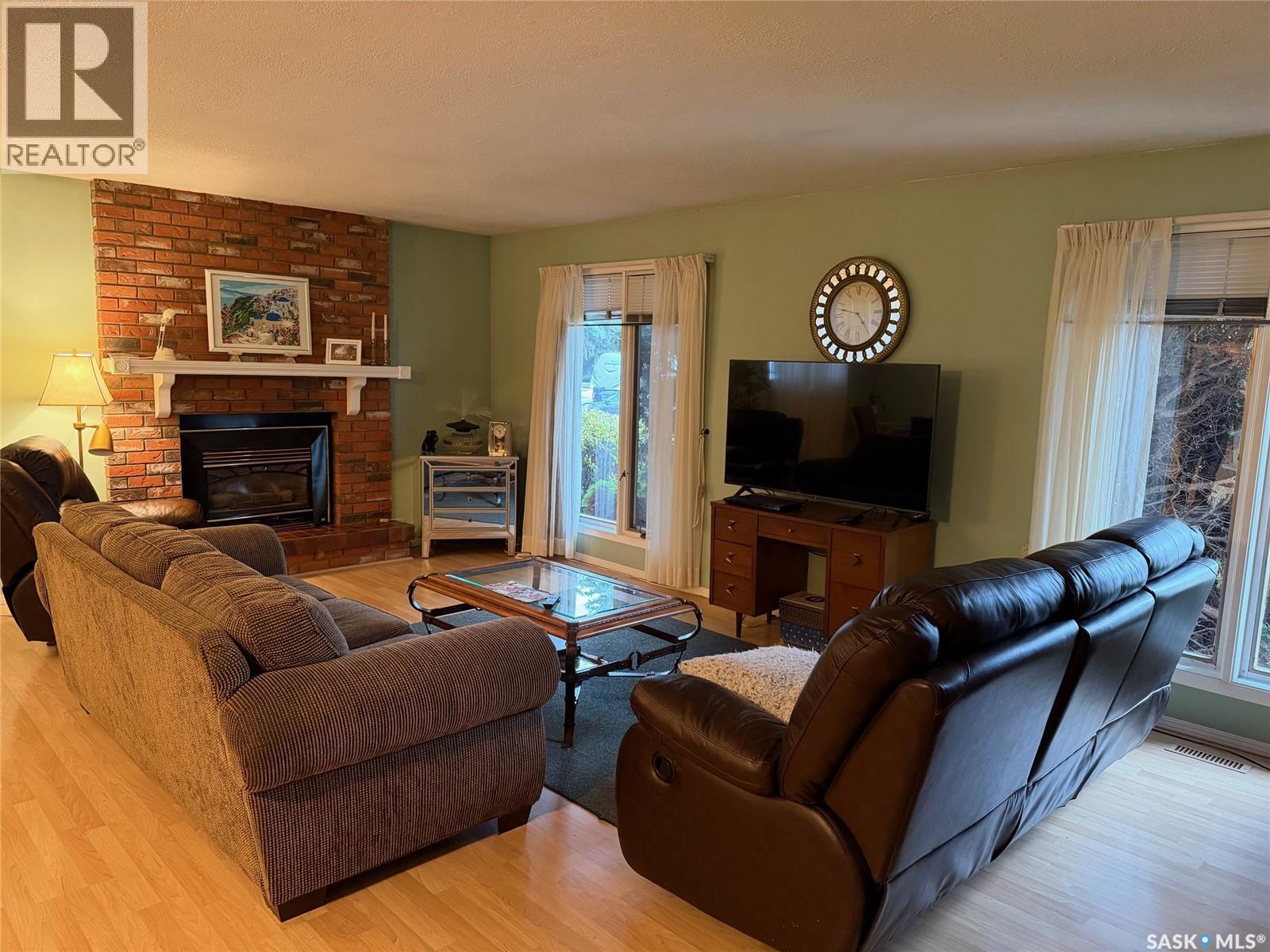 422 Manning Lane, Saskatoon, SK