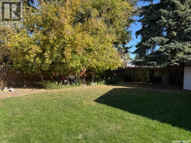 422 Manning Lane, Saskatoon, SK