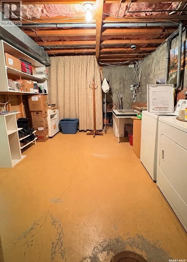 422 Manning Lane, Saskatoon, SK
