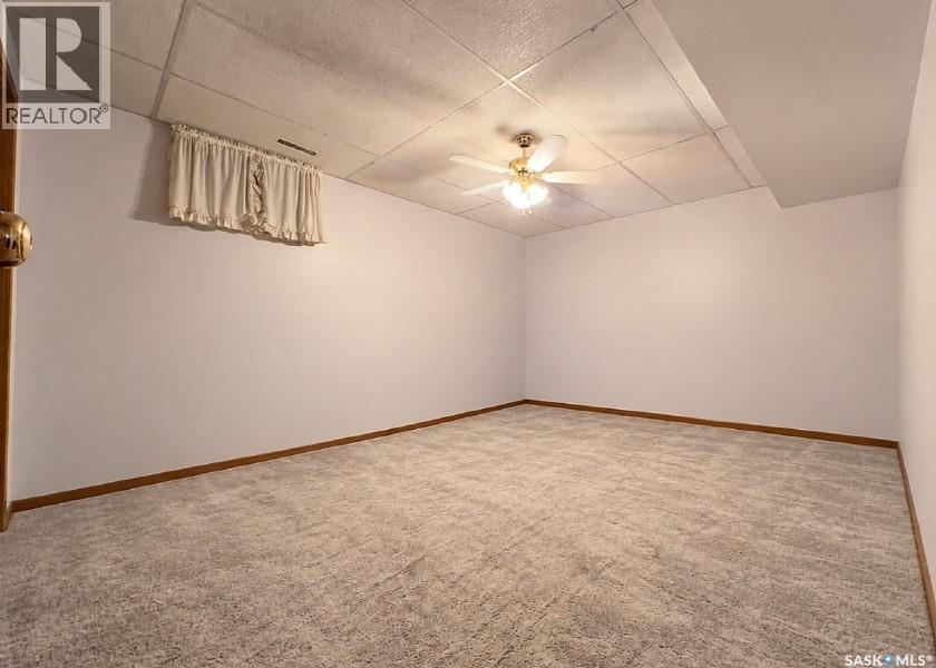 422 Manning Lane, Saskatoon, SK