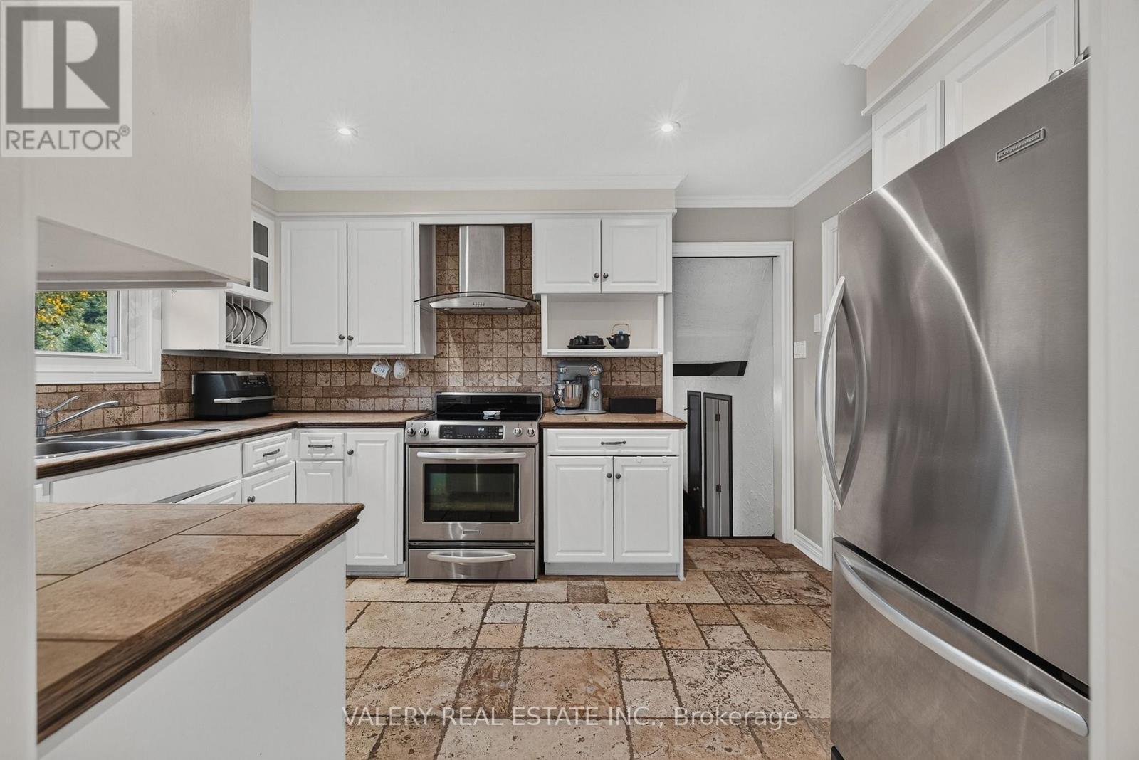 325 Coleridge Drive, Waterloo, ON