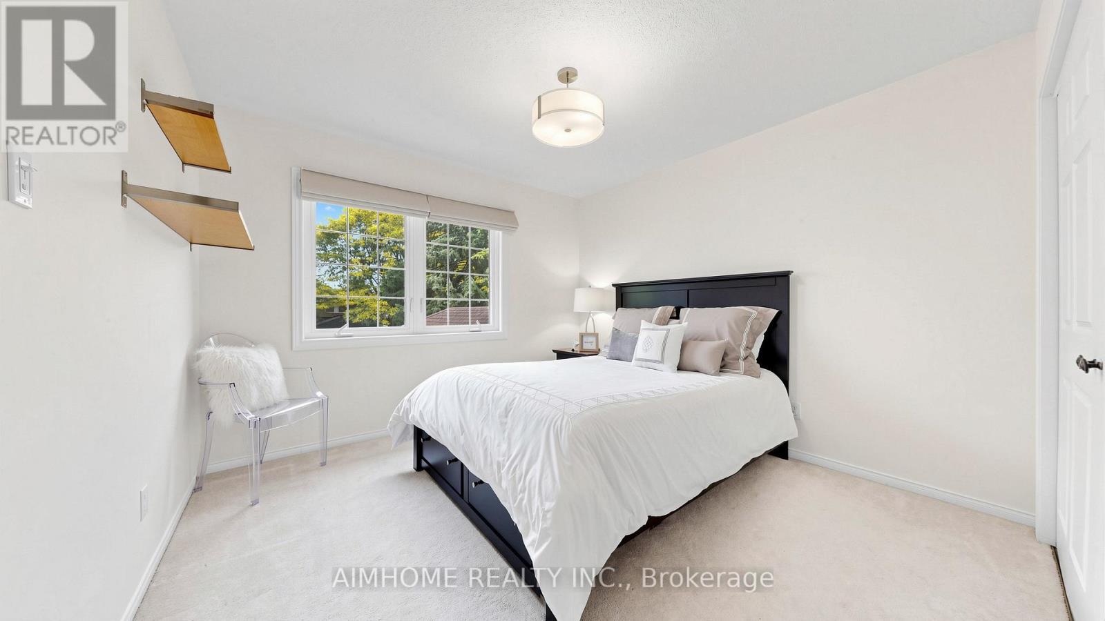 1580 Kettlebrook Lane, Mississauga, ON