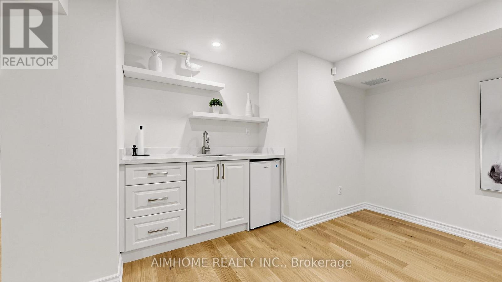 1580 Kettlebrook Lane, Mississauga, ON