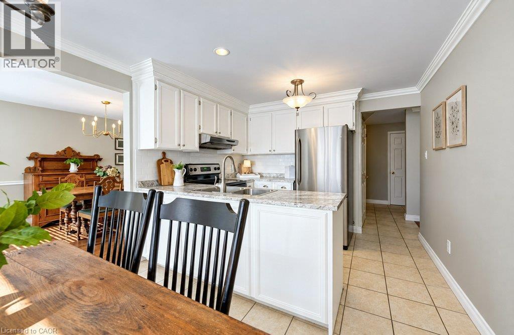 469 Westvale Drive, Waterloo, ON