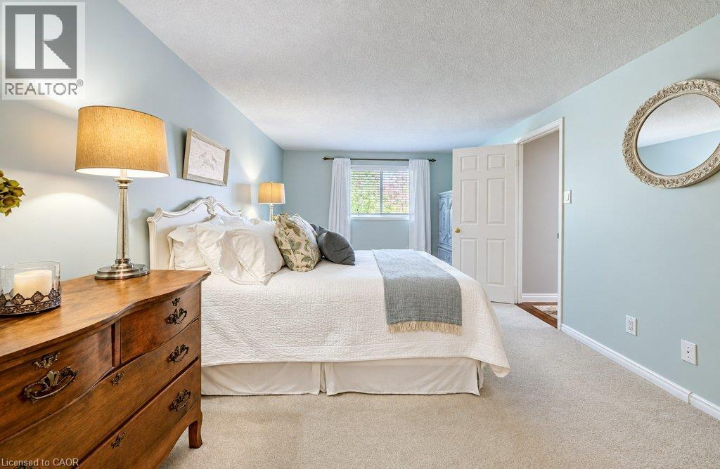 Primary bedroom - 469 Westvale Drive, Waterloo, ON