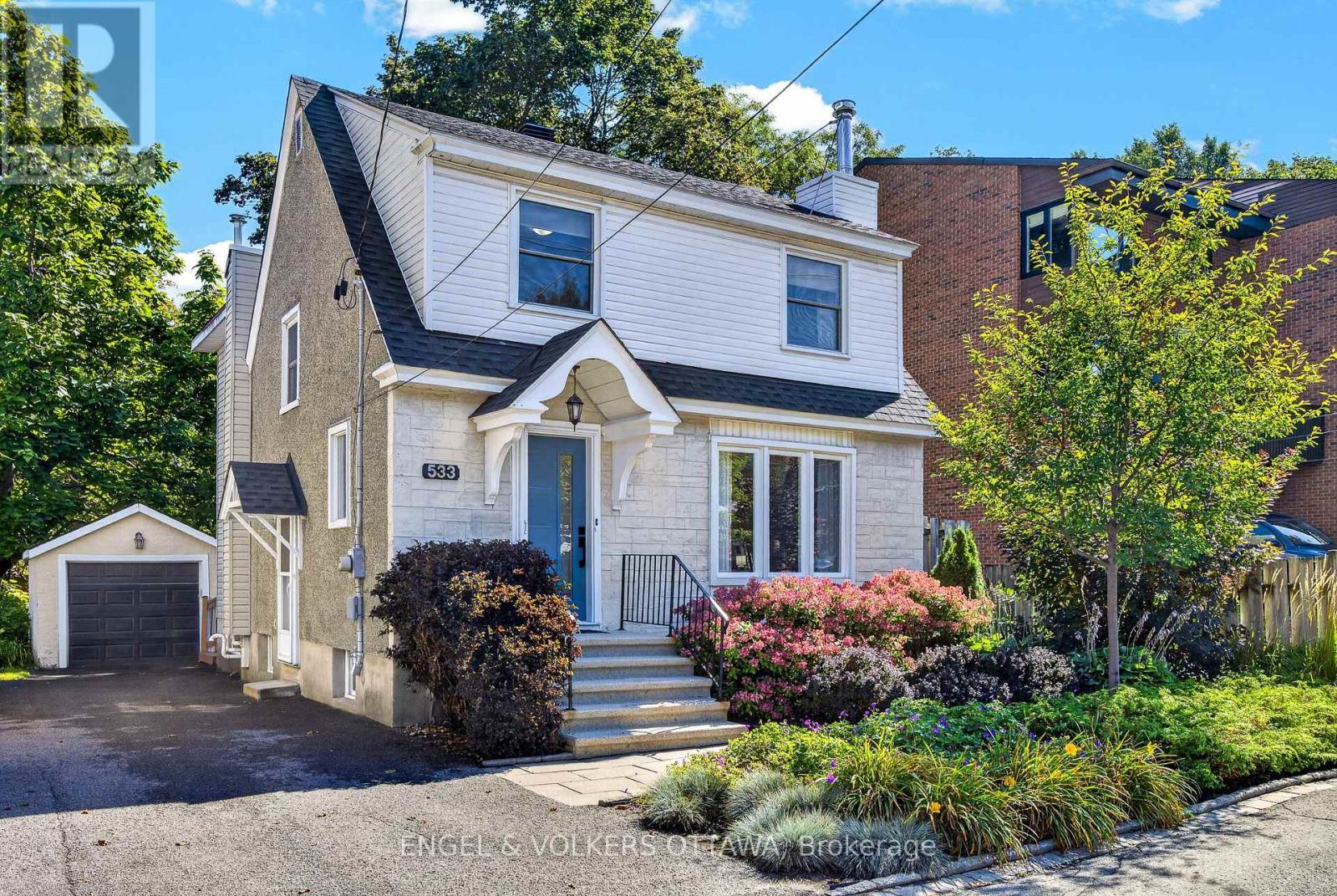 533 Hilson Avenue, Ottawa, ON