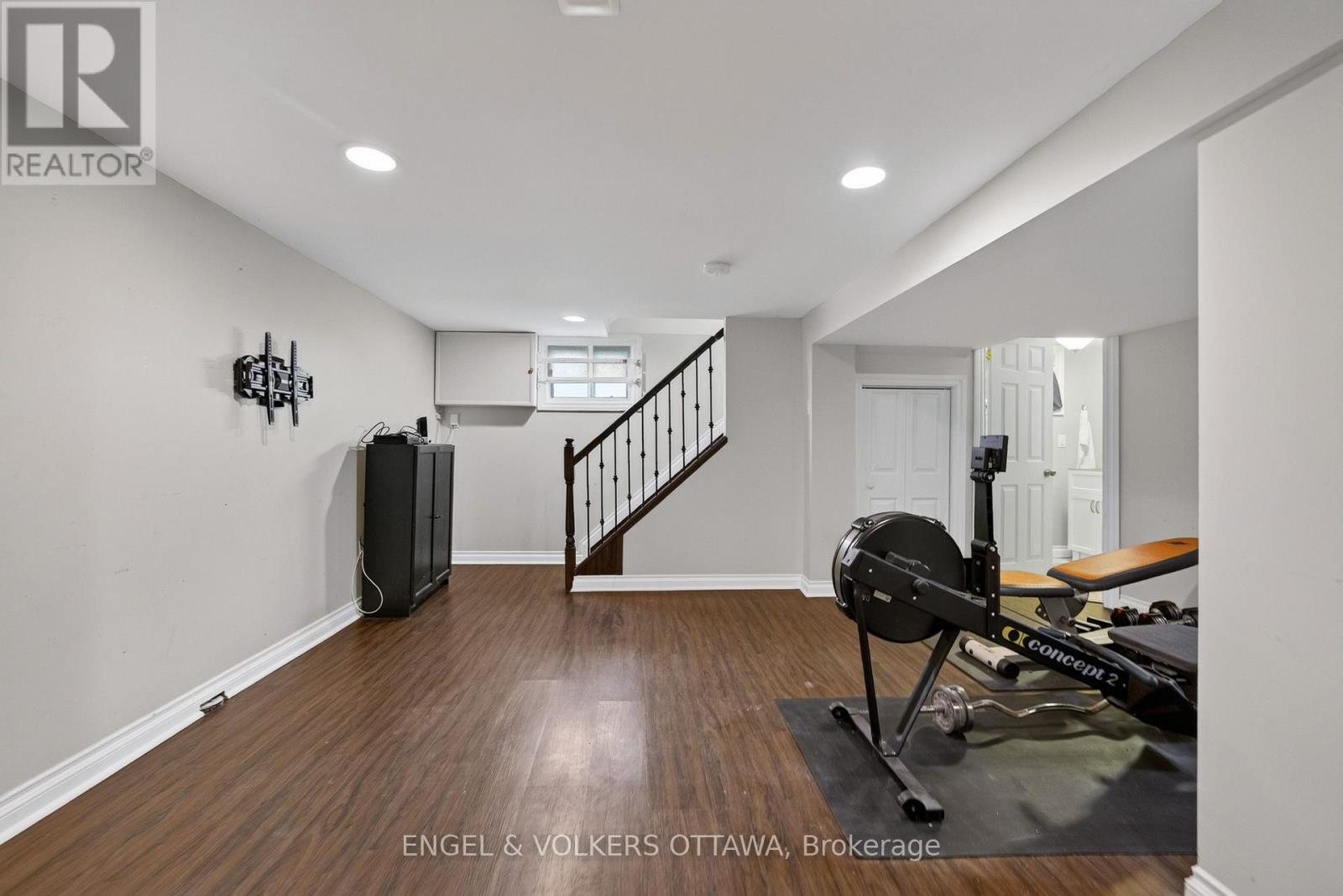 533 Hilson Avenue, Ottawa, ON