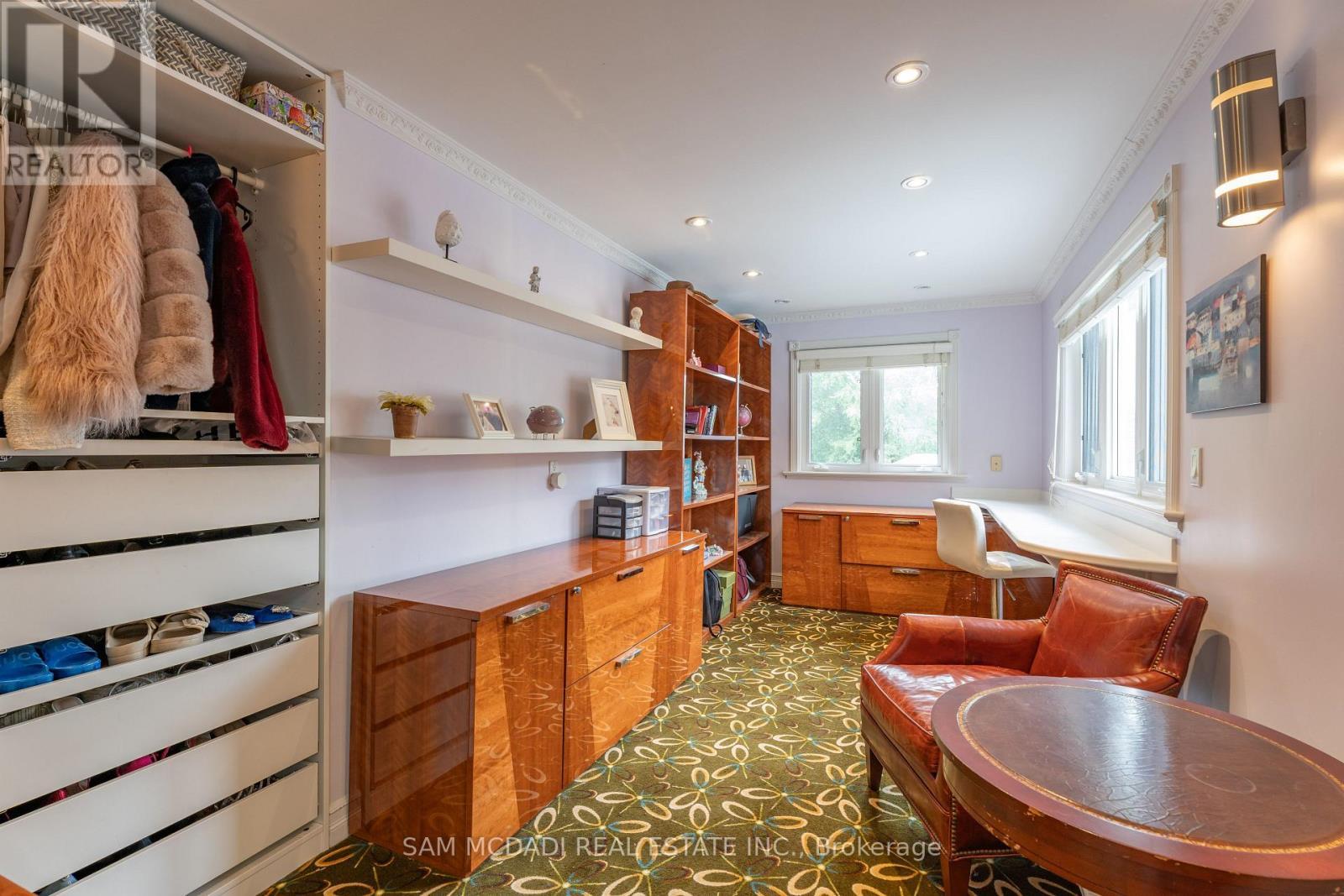 2221 Greenhurst Avenue, Mississauga, ON