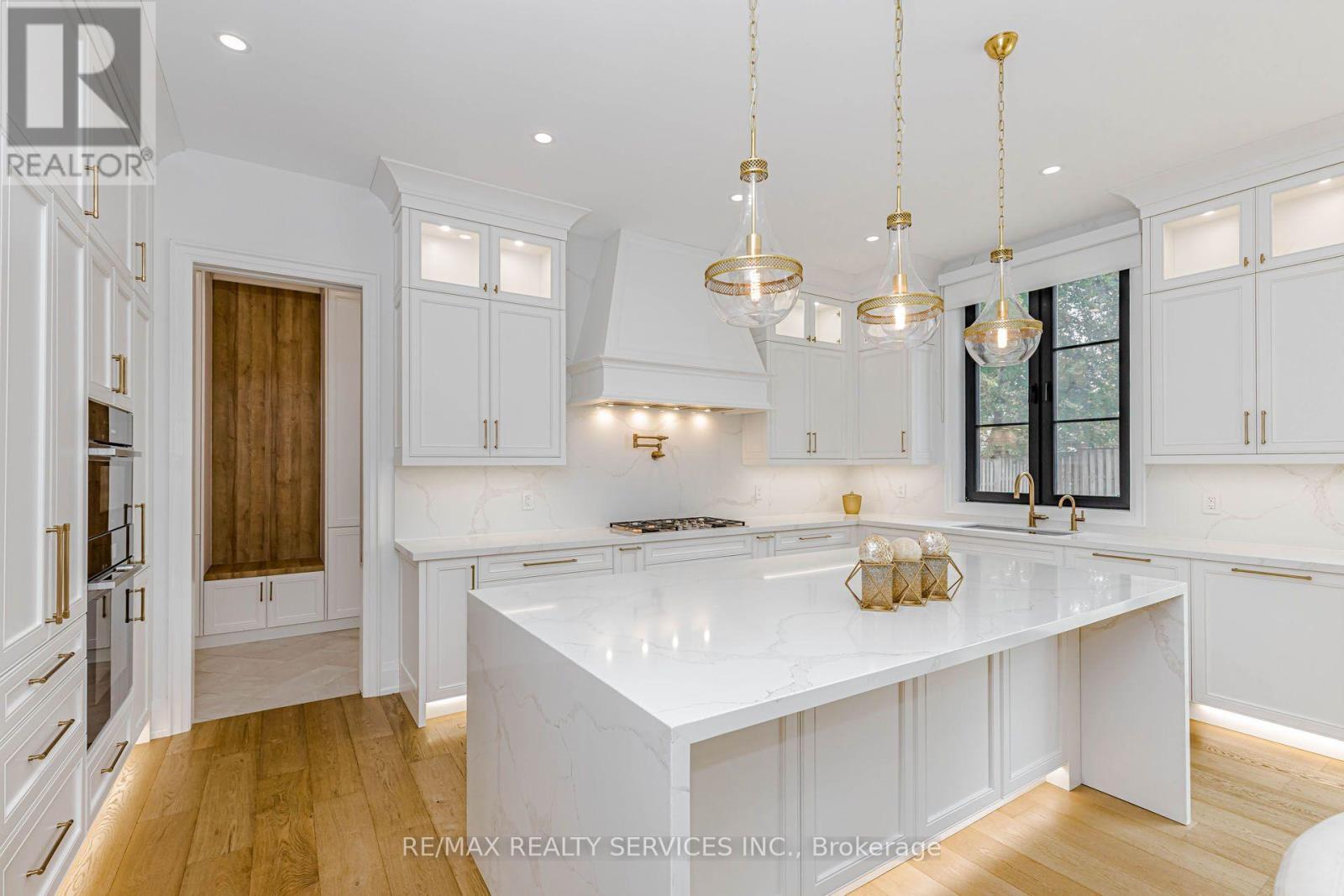 94 Vista Boulevard, Mississauga, ON