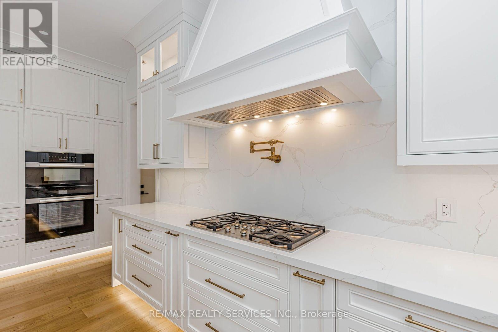 94 Vista Boulevard, Mississauga, ON
