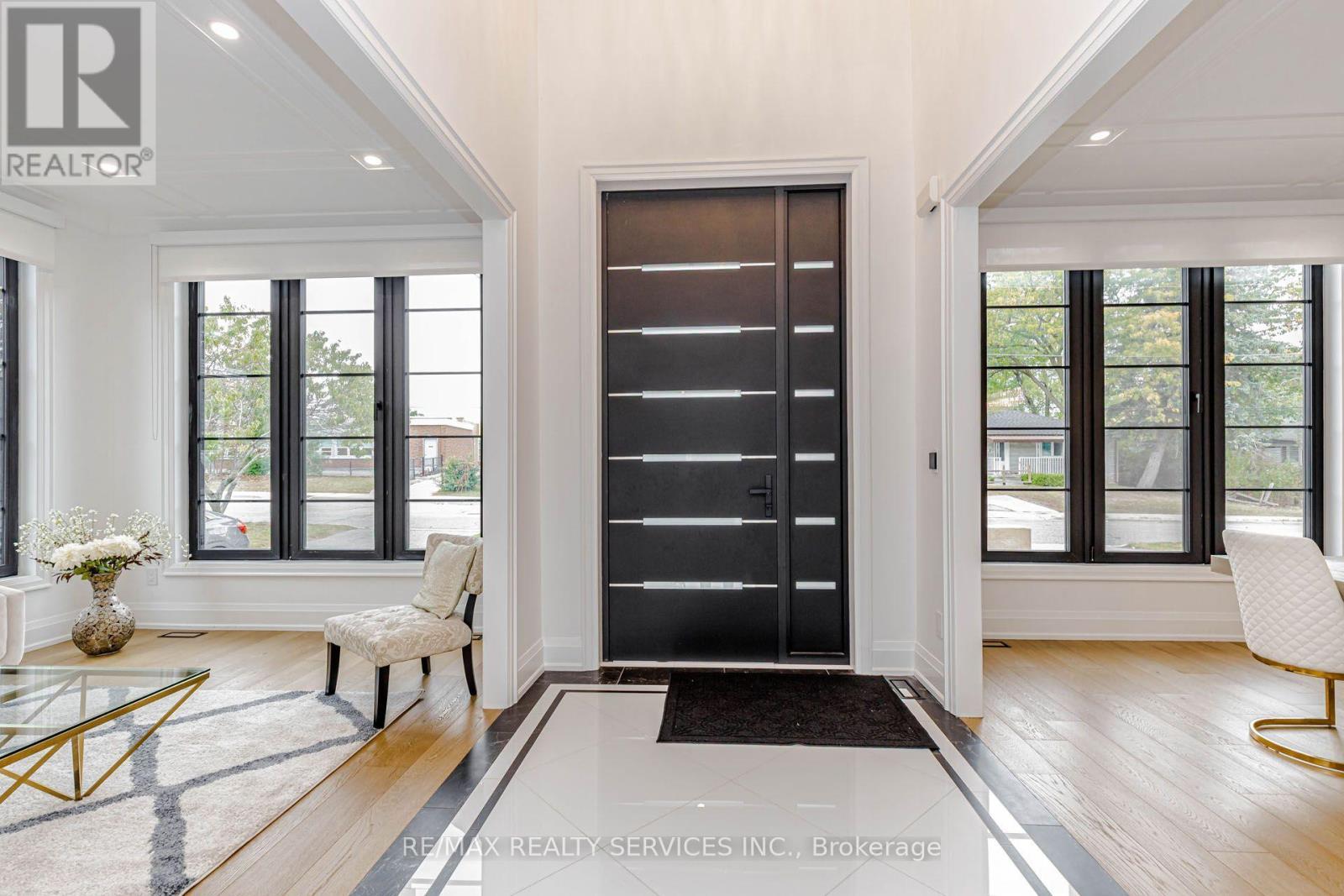 94 Vista Boulevard, Mississauga, ON
