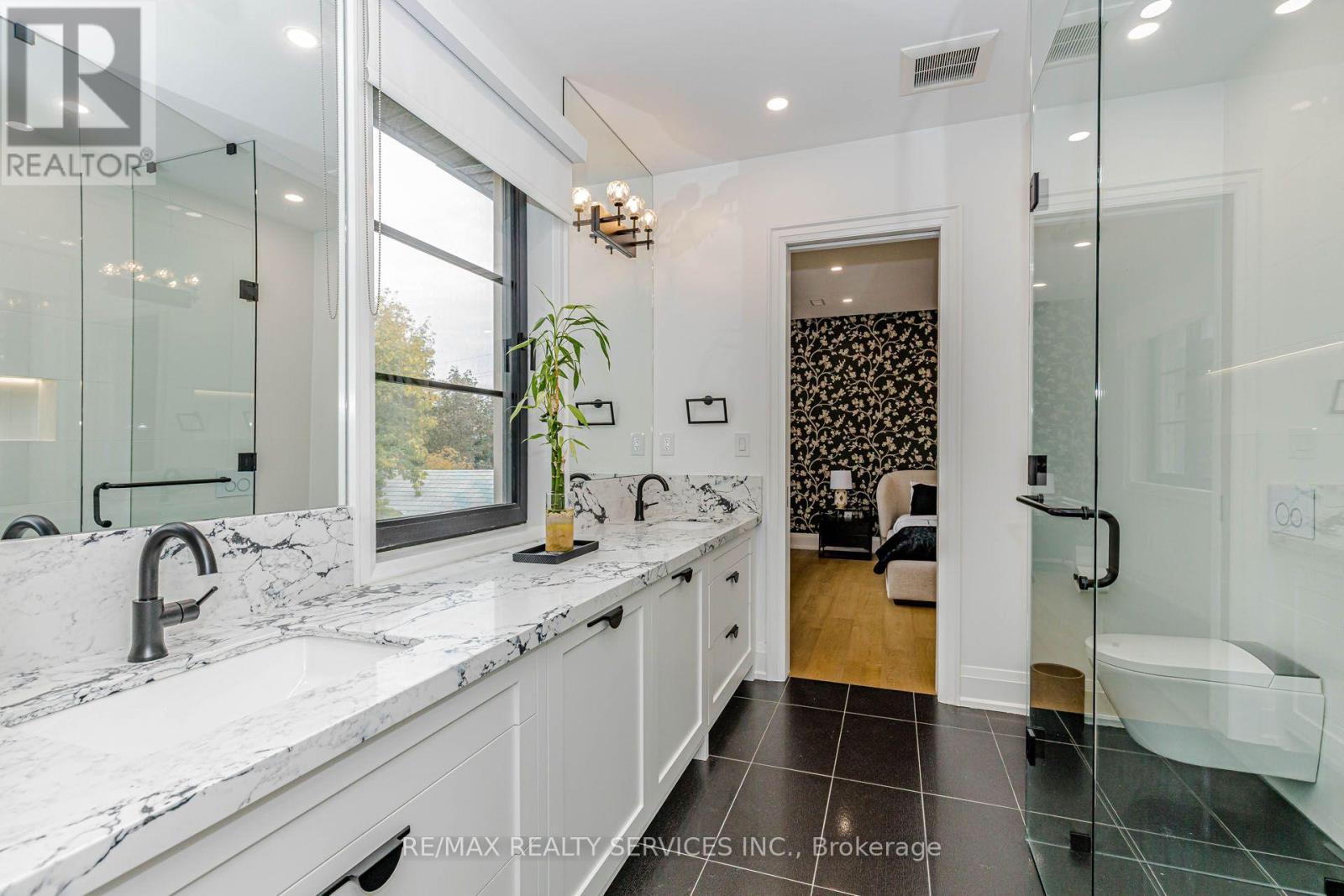 94 Vista Boulevard, Mississauga, ON
