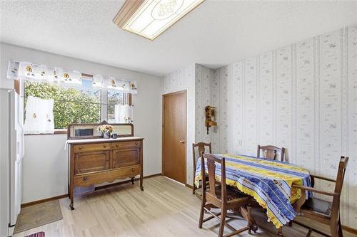 501 Chelsea Ave, Winnipeg, MB 
