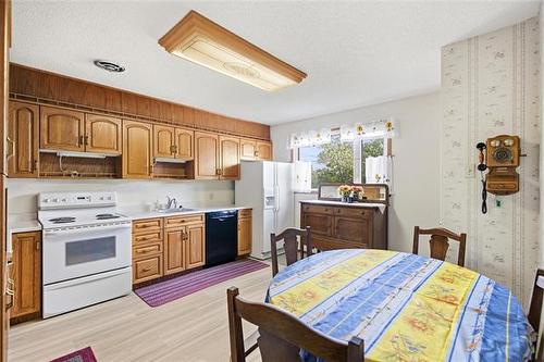 501 Chelsea Ave, Winnipeg, MB 