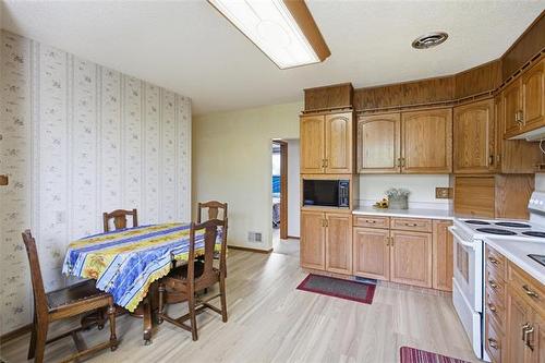 501 Chelsea Ave, Winnipeg, MB 