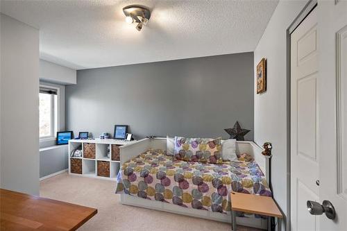 257 Glencairn Rd, Winnipeg, MB 