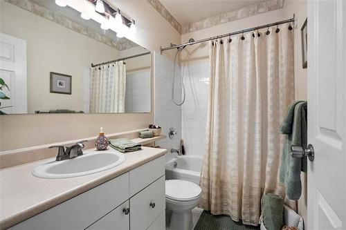 257 Glencairn Rd, Winnipeg, MB 