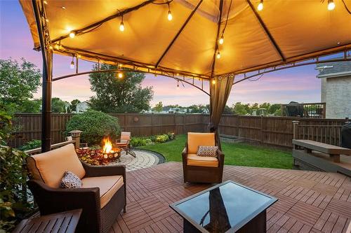 257 Glencairn Rd, Winnipeg, MB 
