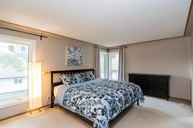 164 Hillmartin Dr, Winnipeg, MB