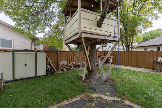 164 Hillmartin Dr, Winnipeg, MB