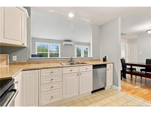 28 Harley Ave, Fredericton, NB 