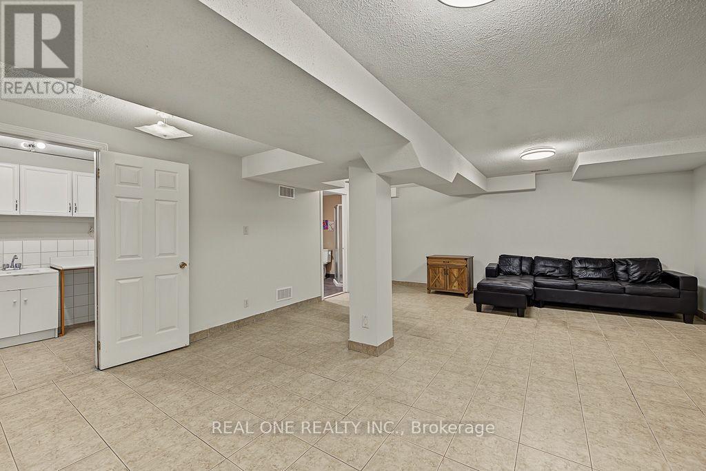 476 Bud Gregory Boulevard, Mississauga, ON